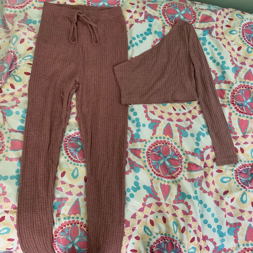 Lounge set top and bottom